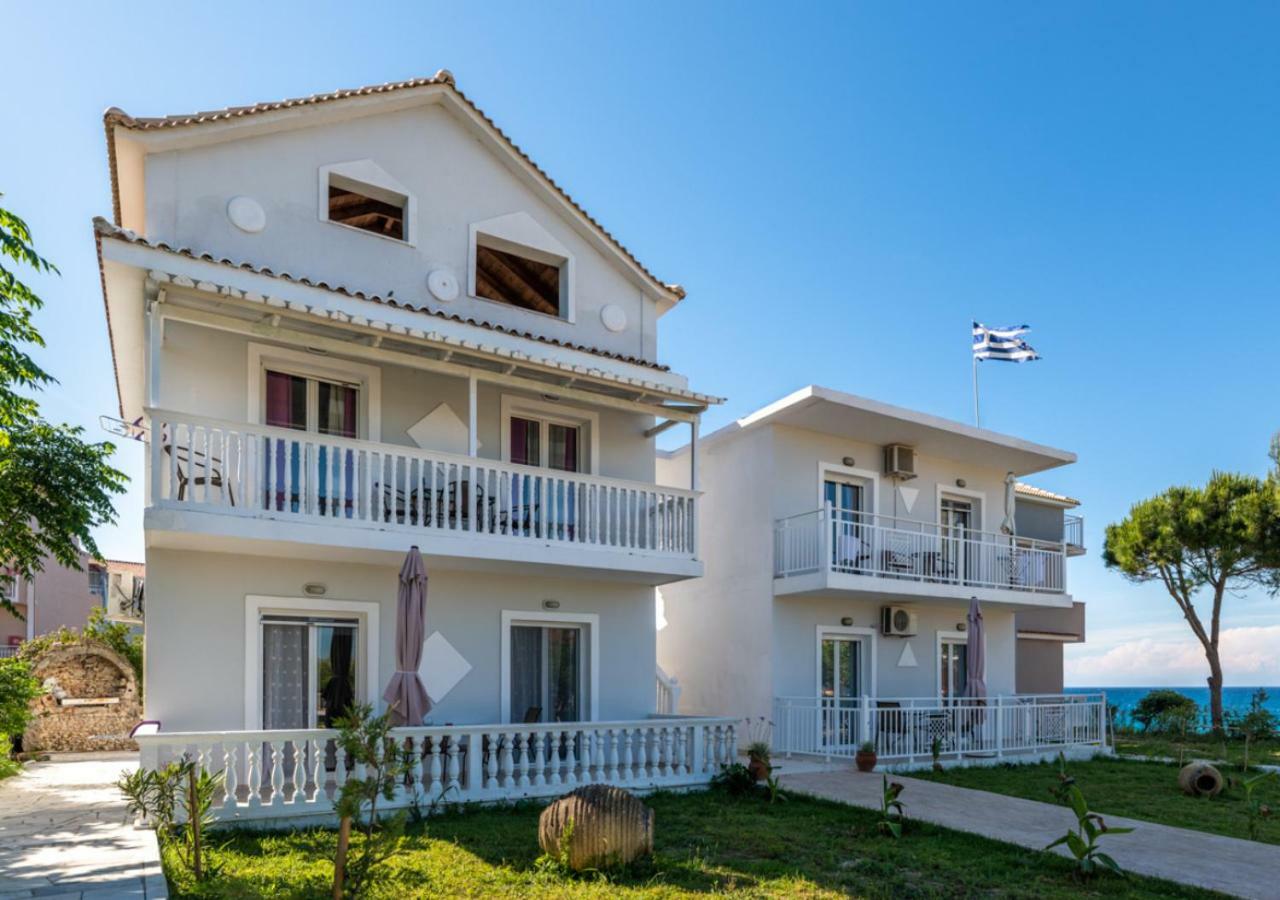 Villa Antonis Deluxe Apartments Amoudi Exteriör bild